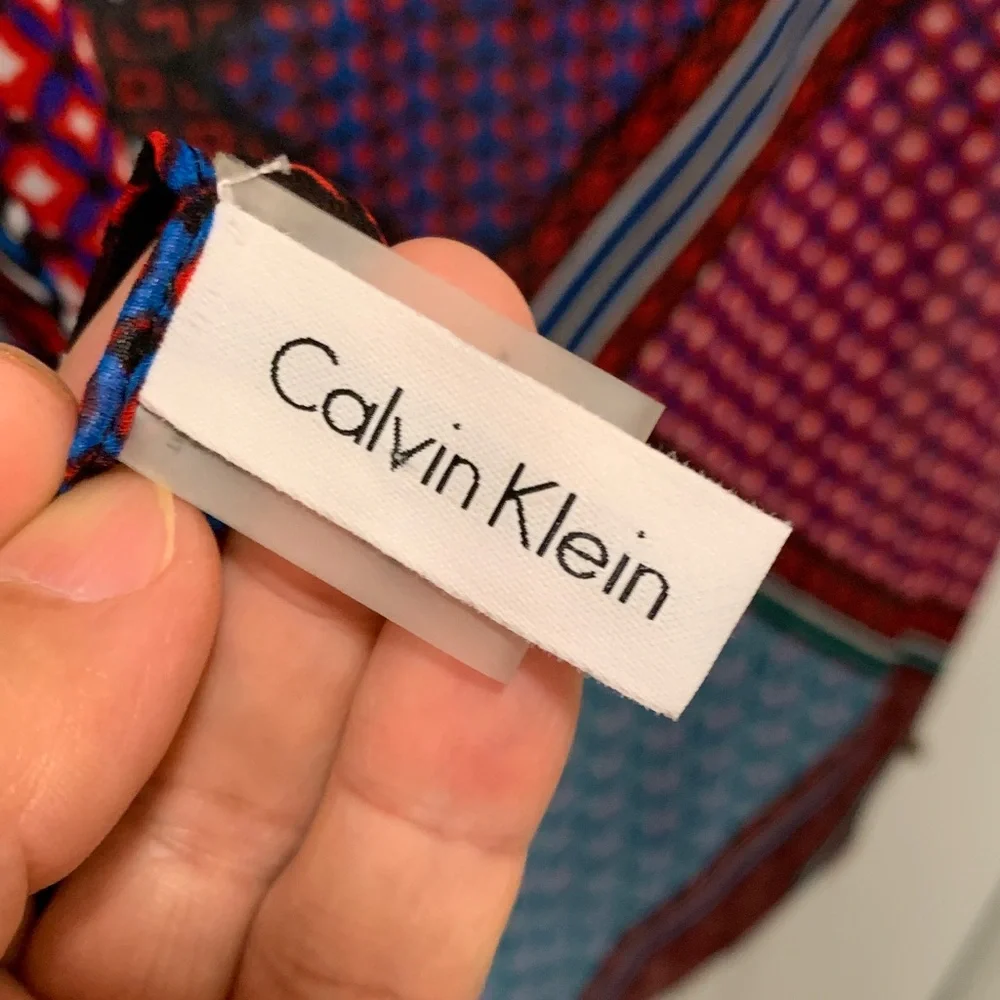 Calvin Klein Multicolor Geometric Scarf